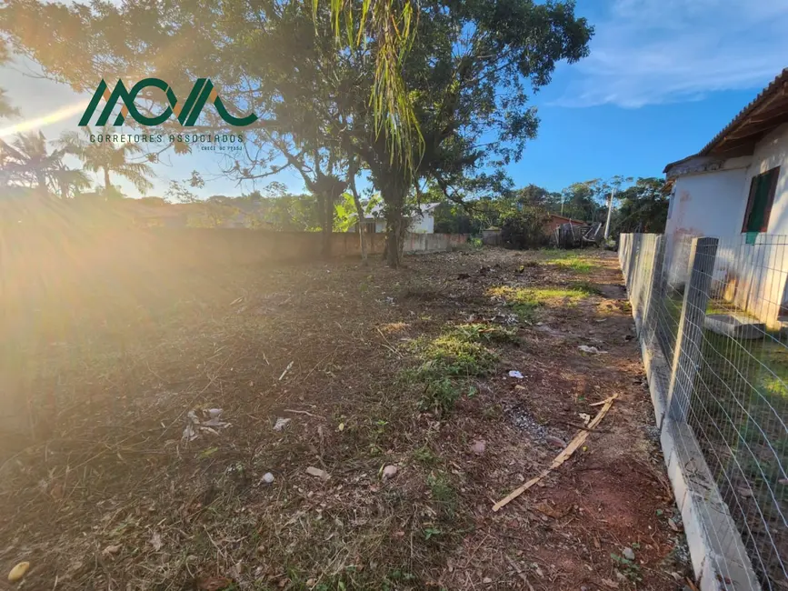 Foto 4 de Terreno / Lote à venda, 360m2 em Itapoa - SC