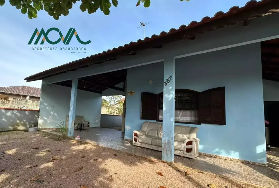 Foto 1 de Casa com 3 quartos à venda, 123m2 em Itapoa - SC