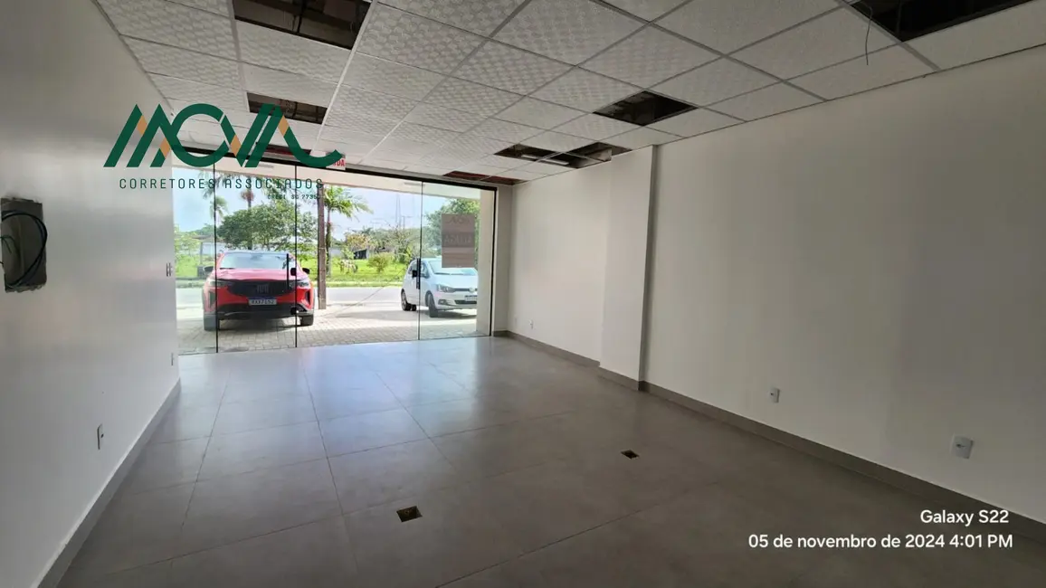 Foto 2 de Sala Comercial para alugar, 35m2 em Itapoa - SC
