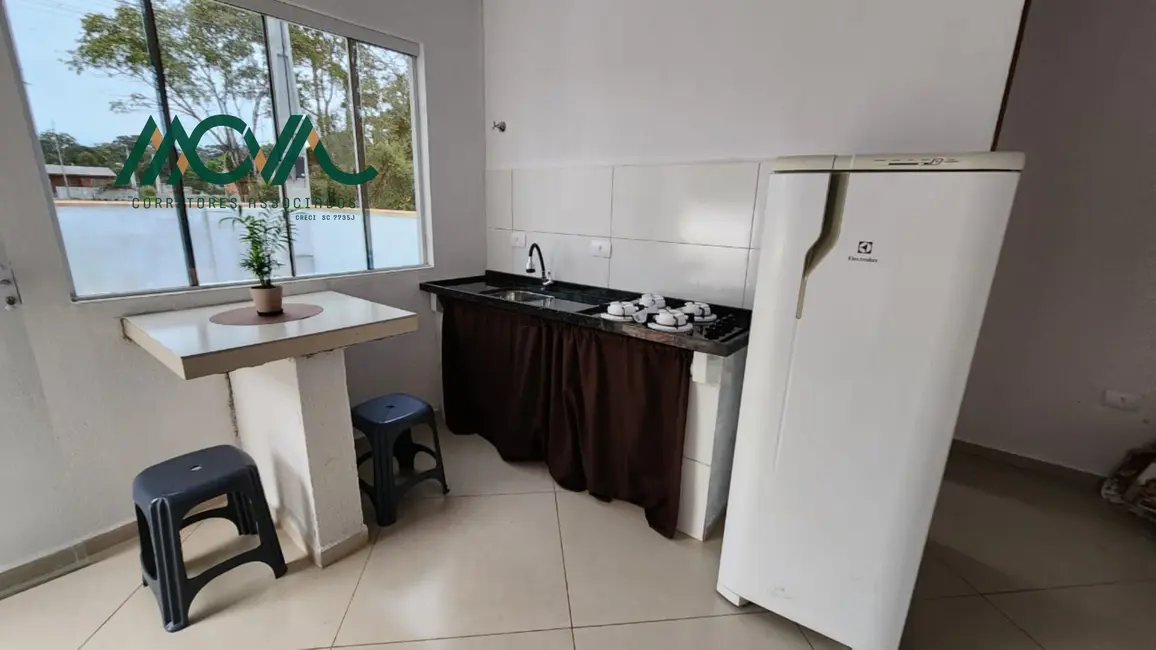 Foto 9 de Casa com 1 quarto para alugar, 35m2 em Itapoa - SC