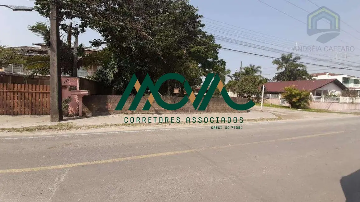 Foto 5 de Terreno / Lote à venda, 313m2 em Itapoa - SC