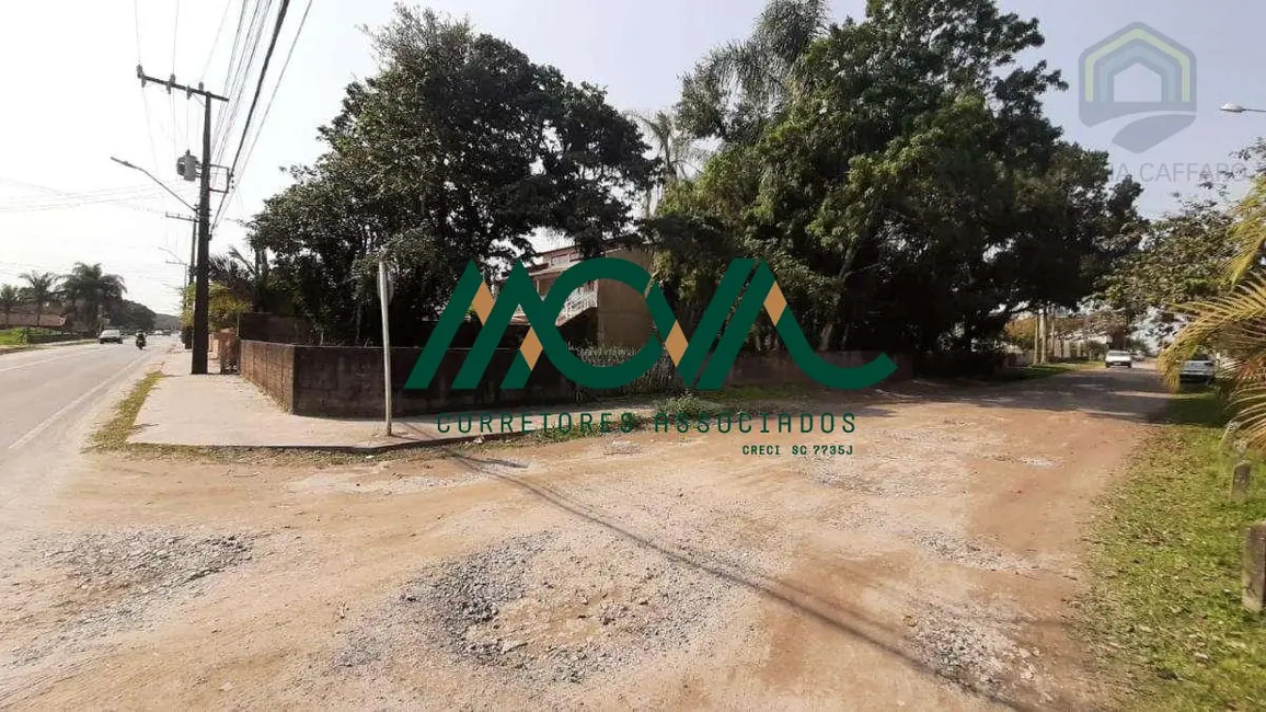 Foto 3 de Terreno / Lote à venda, 313m2 em Itapoa - SC