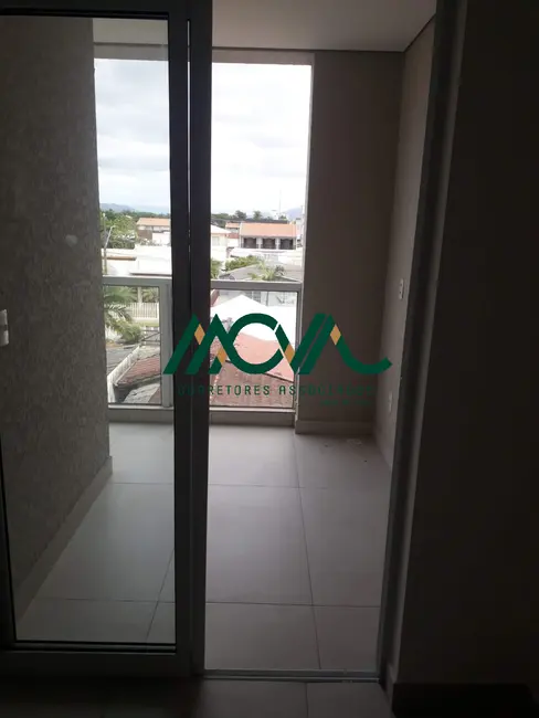 Foto 6 de Apartamento com 2 quartos à venda, 85m2 em Itapoa - SC