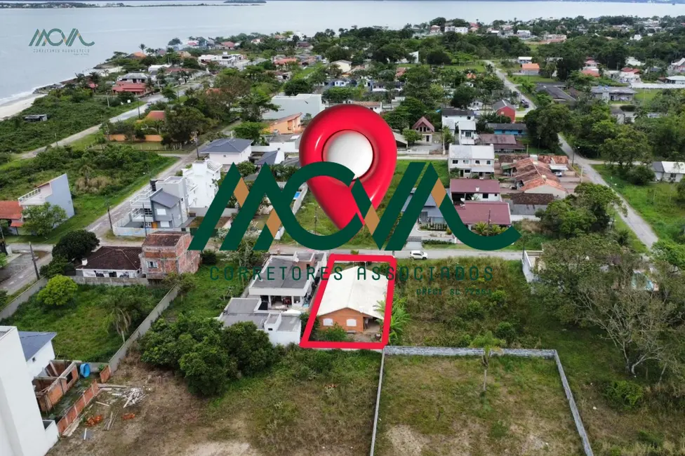 Foto 5 de Casa com 3 quartos à venda, 118m2 em Itapoa - SC