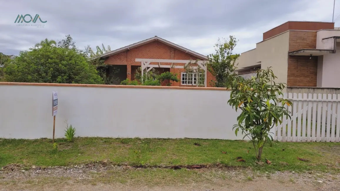 Foto 3 de Casa com 3 quartos à venda, 118m2 em Itapoa - SC