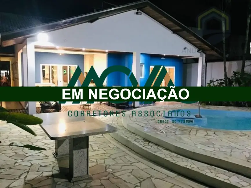 Foto 1 de Casa com 3 quartos à venda, 166m2 em Itapoa - SC