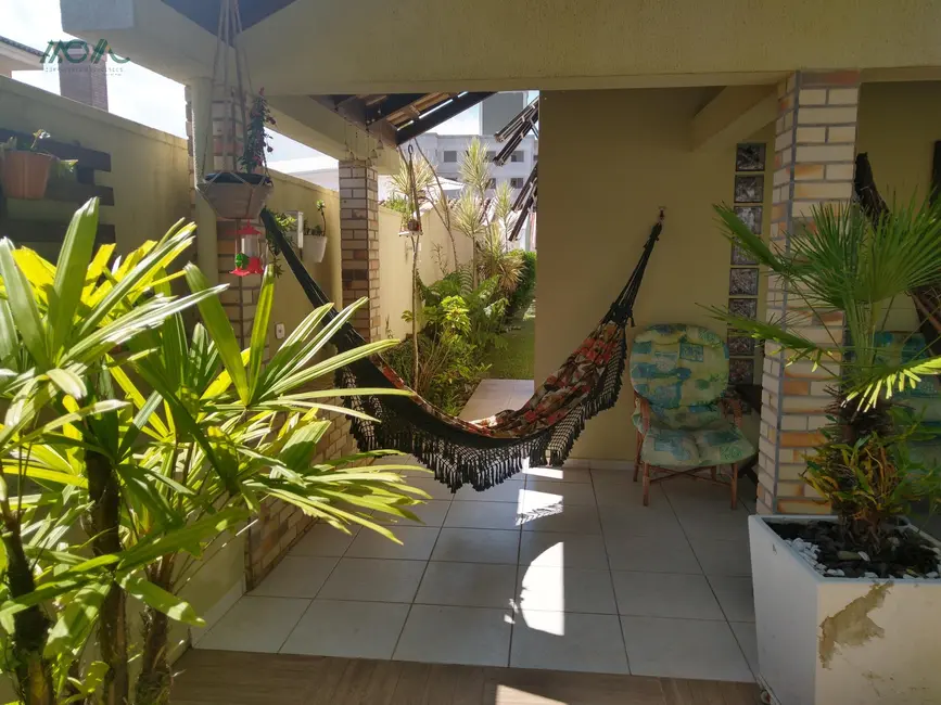 Foto 7 de Casa com 5 quartos à venda, 197m2 em Itapoa - SC