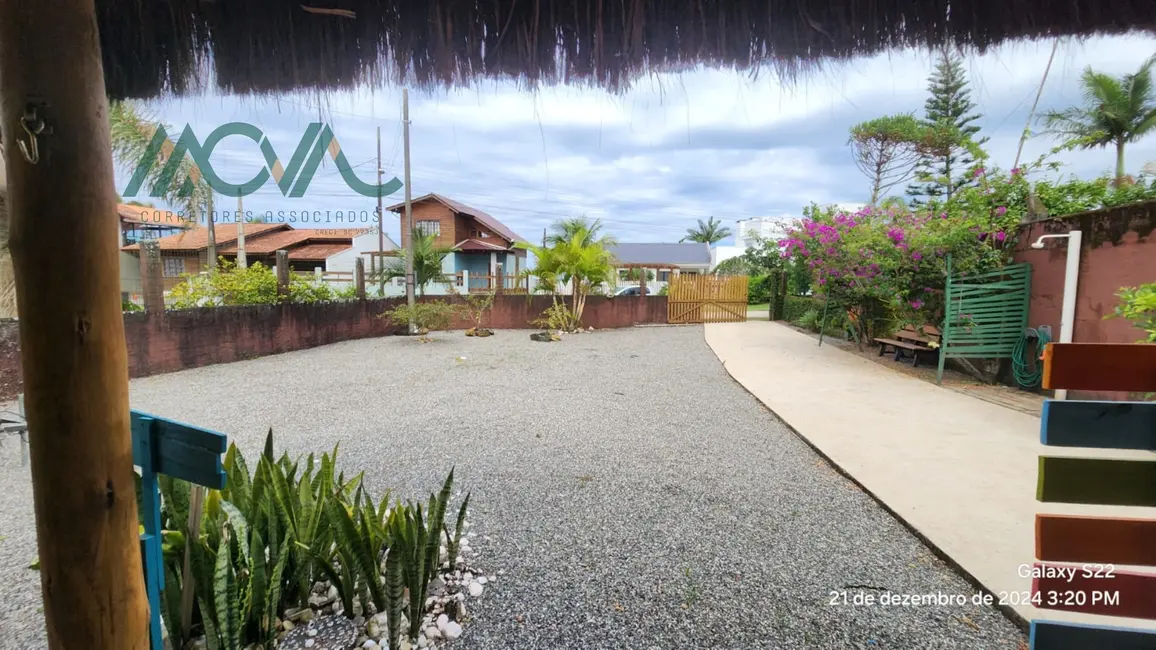 Foto 8 de Casa com 3 quartos à venda, 130m2 em Itapoa - SC