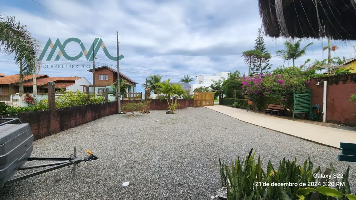 Foto 7 de Casa com 3 quartos à venda, 130m2 em Itapoa - SC