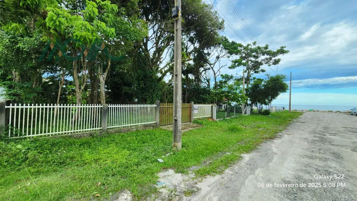 Foto 5 de Terreno / Lote à venda, 384m2 em Itapoa - SC