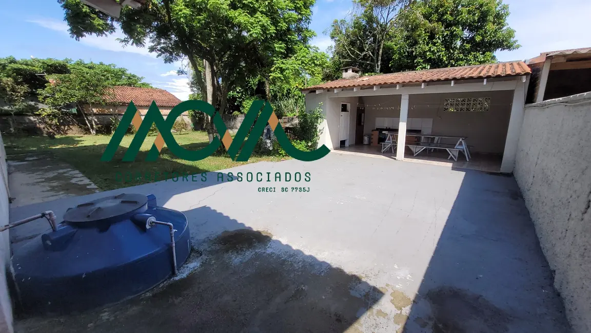 Casa com 5 quartos à venda, 319m2 em Itapoa - SC - imagem 6 Foto 6 de Casa com 5 quartos à venda, 319m2 em Itapoa - SC