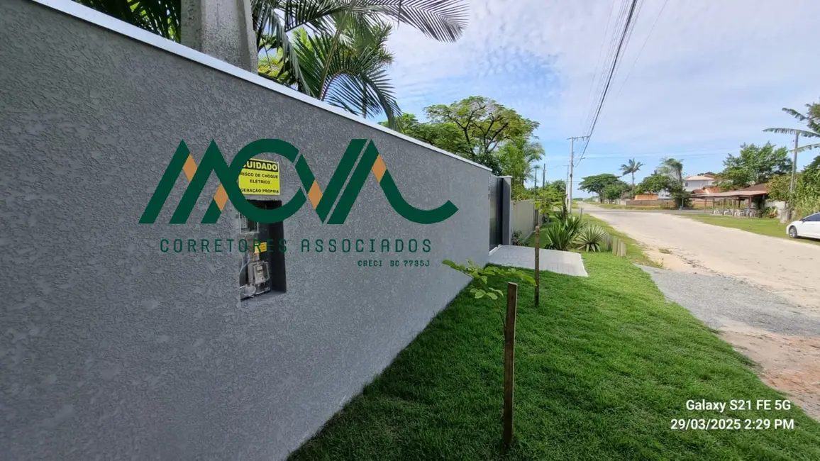 Foto 6 de Casa com 3 quartos à venda, 114m2 em Itapoa - SC