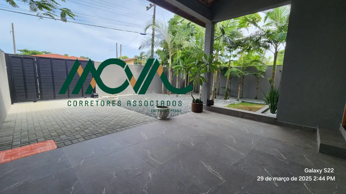 Foto 8 de Casa com 3 quartos à venda, 114m2 em Itapoa - SC