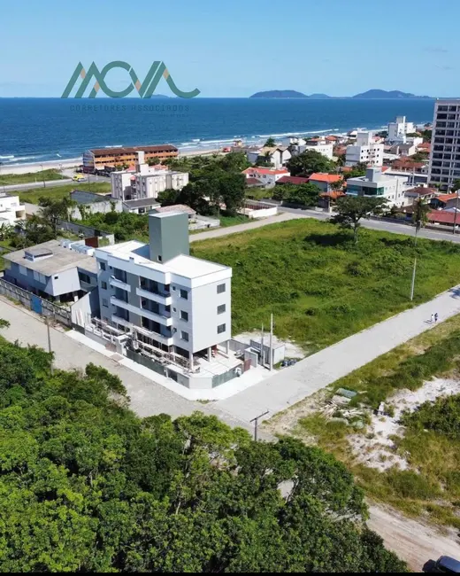 Foto 6 de Apartamento com 3 quartos à venda, 77m2 em Itapoa - SC