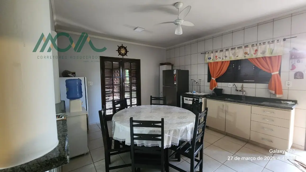 Foto 8 de Casa com 4 quartos para alugar, 100m2 em Itapoa - SC