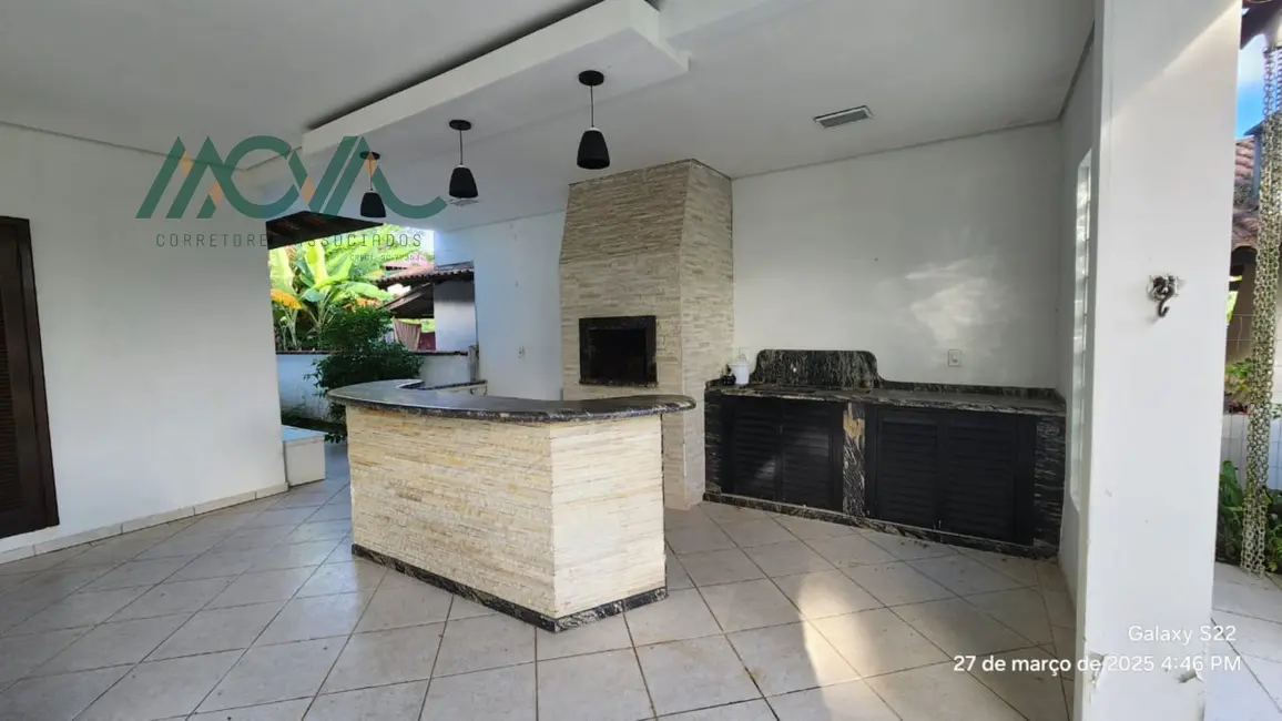 Foto 4 de Casa com 4 quartos para alugar, 100m2 em Itapoa - SC