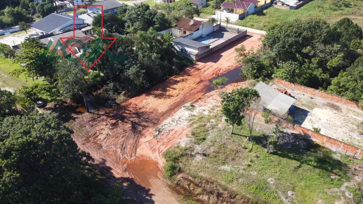 Foto 2 de Terreno / Lote à venda, 384m2 em Itapoa - SC
