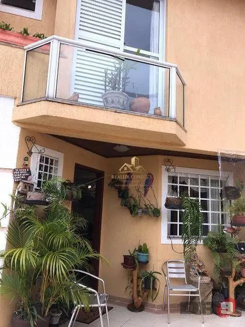 Foto 2 de Sobrado com 3 quartos à venda, 1500m2 em Vila Bertioga, São Paulo - SP