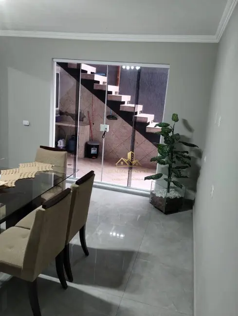 Foto 3 de Sobrado com 2 quartos à venda, 400m2 em Parque dos Bancários, São Paulo - SP