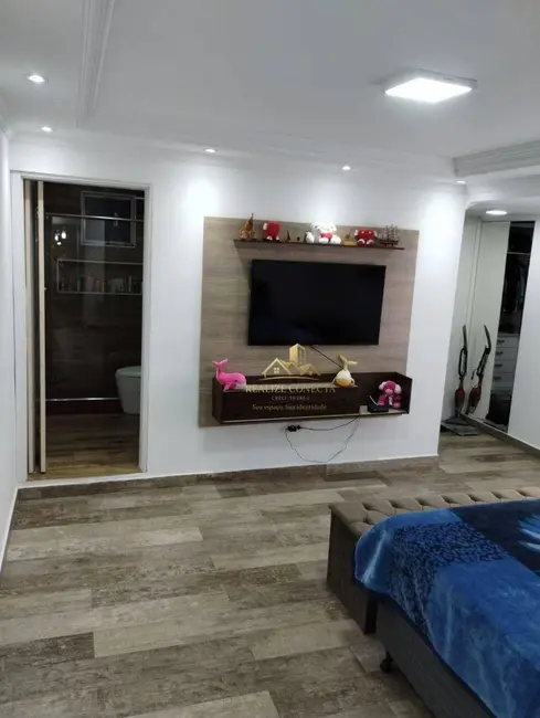 Foto 9 de Sobrado com 2 quartos à venda, 400m2 em Parque dos Bancários, São Paulo - SP