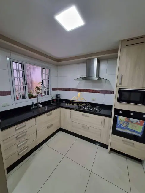 Foto 1 de Casa com 3 quartos à venda, 320m2 em Conjunto Residencial José Bonifácio, São Paulo - SP