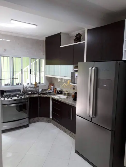 Foto 1 de Sobrado com 3 quartos à venda, 450m2 em Conjunto Residencial José Bonifácio, São Paulo - SP