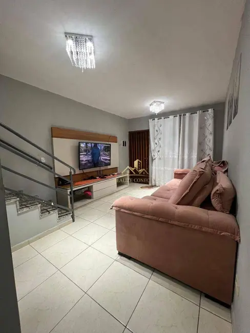 Foto 1 de Casa de Condomínio com 2 quartos à venda, 800m2 em Vila Taquari, São Paulo - SP