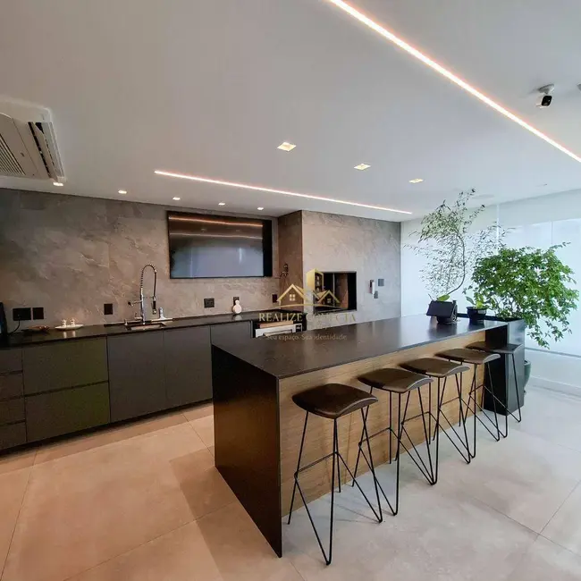 Apartamento com 4 quartos à venda, 250m2 em São Paulo - SP - imagem 5 Foto 5 de Apartamento com 4 quartos à venda, 250m2 em São Paulo - SP