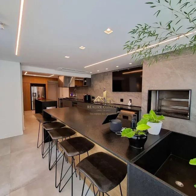 Apartamento com 4 quartos à venda, 250m2 em São Paulo - SP - imagem 1 Foto 1 de Apartamento com 4 quartos à venda, 250m2 em São Paulo - SP