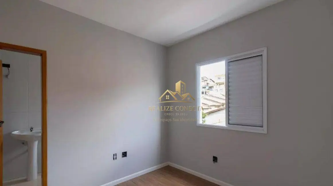 Sobrado com 3 quartos à venda, 190m2 em Vila Regina, São Paulo - SP - imagem 9 Foto 9 de Sobrado com 3 quartos à venda, 190m2 em Vila Regina, São Paulo - SP