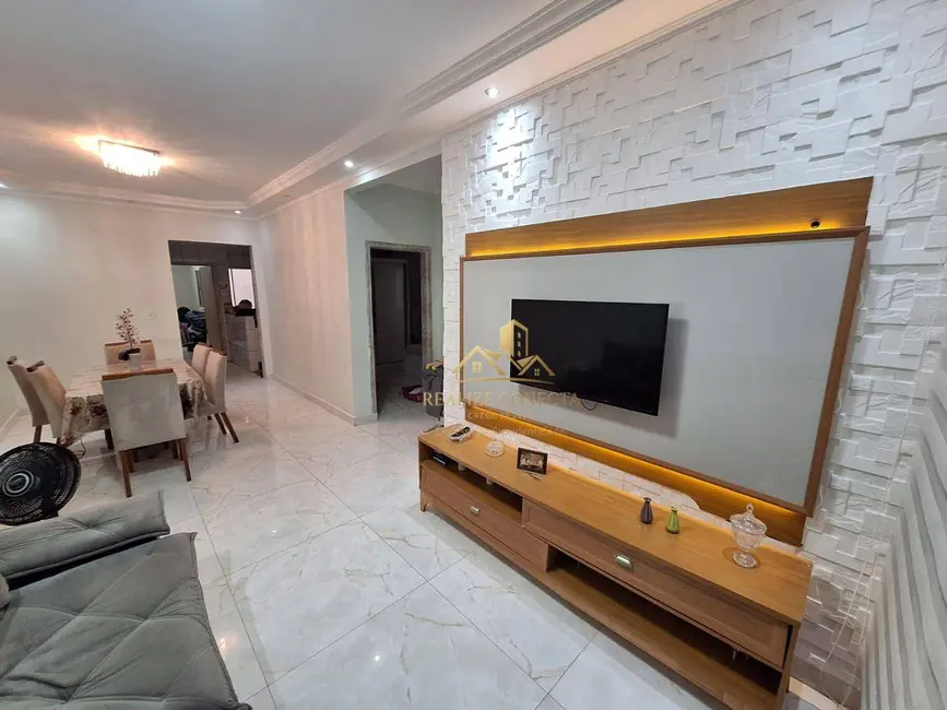 Foto 1 de Casa de Condomínio com 3 quartos à venda, 184m2 em Jardim Lucinda, São Paulo - SP