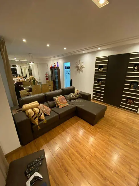 Apartamento com 2 quartos à venda, 33000m2 em Tatuapé, São Paulo - SP - imagem 1 Foto 1 de Apartamento com 2 quartos à venda, 33000m2 em Tatuapé, São Paulo - SP