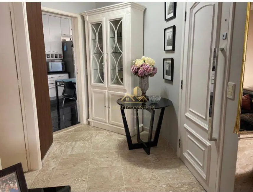 Apartamento com 3 quartos à venda, 1800m2 em Moema, São Paulo - SP - imagem 3 Foto 3 de Apartamento com 3 quartos à venda, 1800m2 em Moema, São Paulo - SP