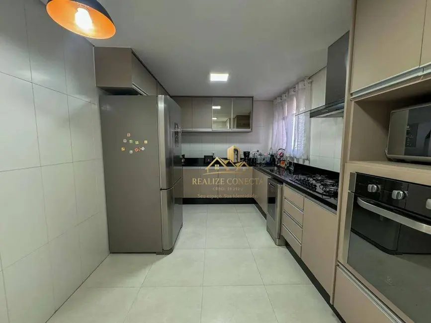 Apartamento com 3 quartos à venda, 136m2 em Vila Dom Pedro I, São Paulo - SP - imagem 8 Foto 8 de Apartamento com 3 quartos à venda, 136m2 em Vila Dom Pedro I, São Paulo - SP