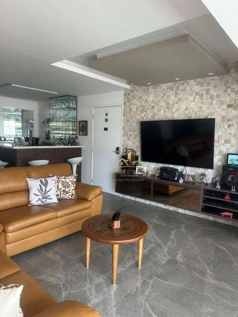 Apartamento com 3 quartos à venda, 134m2 em Tatuapé, São Paulo - SP - imagem 4 Foto 4 de Apartamento com 3 quartos à venda, 134m2 em Tatuapé, São Paulo - SP