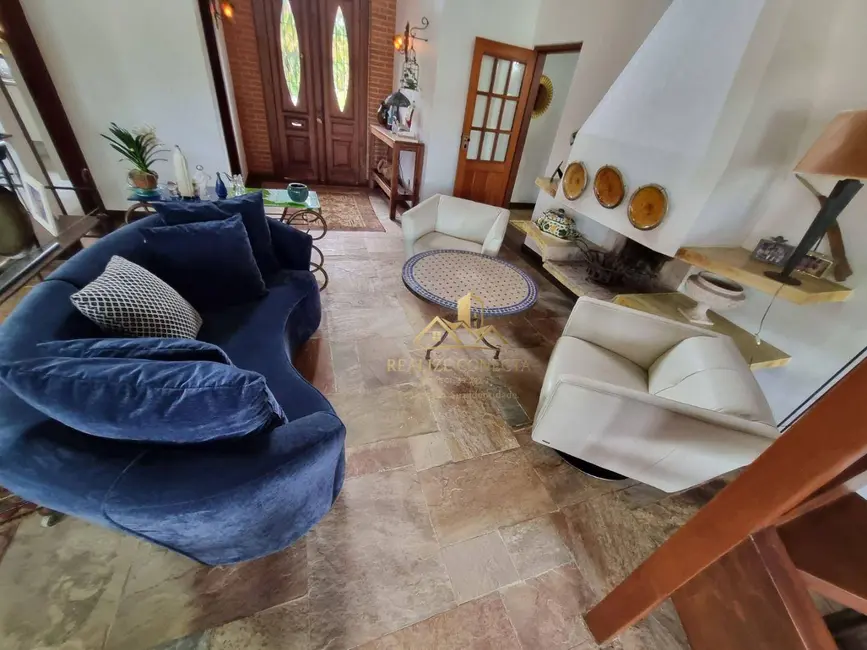 Casa com 5 quartos à venda, 2100m2 em Acapulco, Guaruja - SP - imagem 4 Foto 4 de Casa com 5 quartos à venda, 2100m2 em Acapulco, Guaruja - SP
