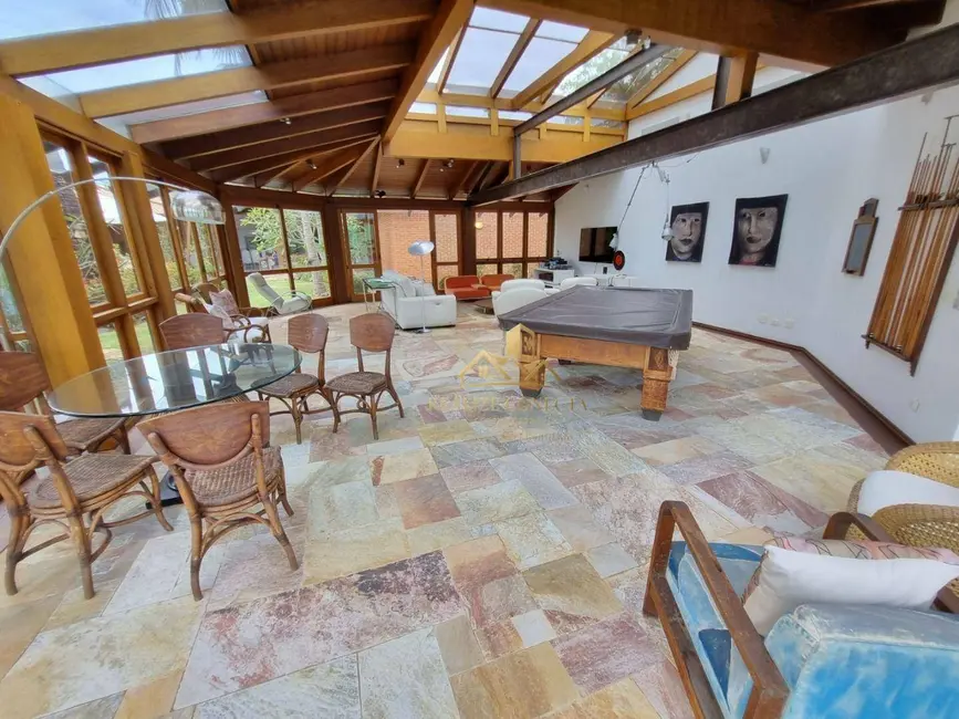 Casa com 5 quartos à venda, 2100m2 em Acapulco, Guaruja - SP - imagem 7 Foto 7 de Casa com 5 quartos à venda, 2100m2 em Acapulco, Guaruja - SP
