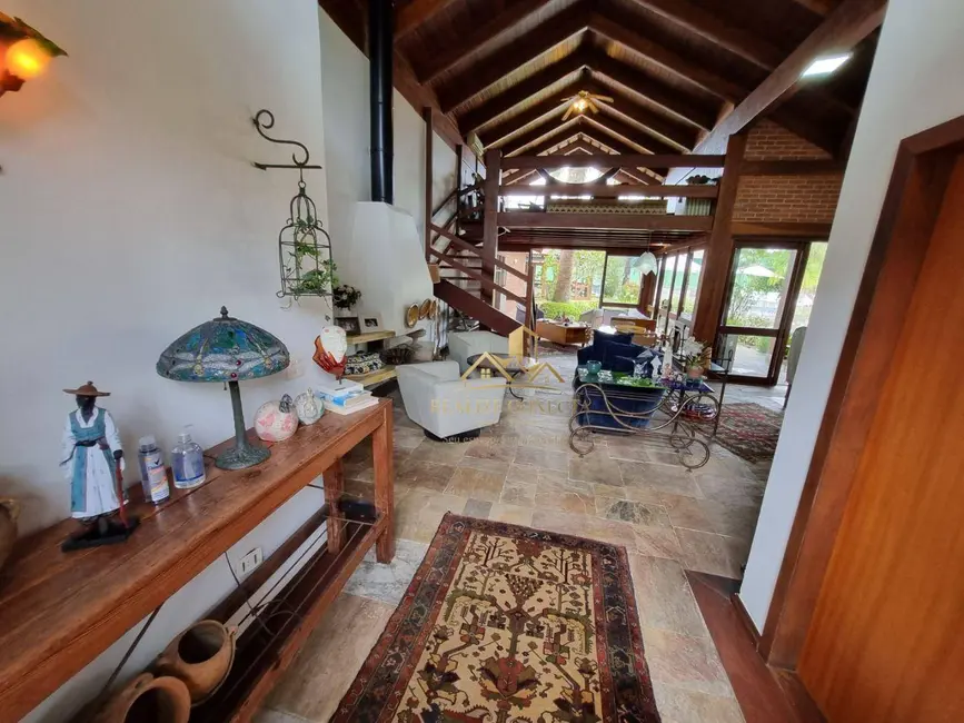 Casa com 5 quartos à venda, 2100m2 em Acapulco, Guaruja - SP - imagem 2 Foto 2 de Casa com 5 quartos à venda, 2100m2 em Acapulco, Guaruja - SP