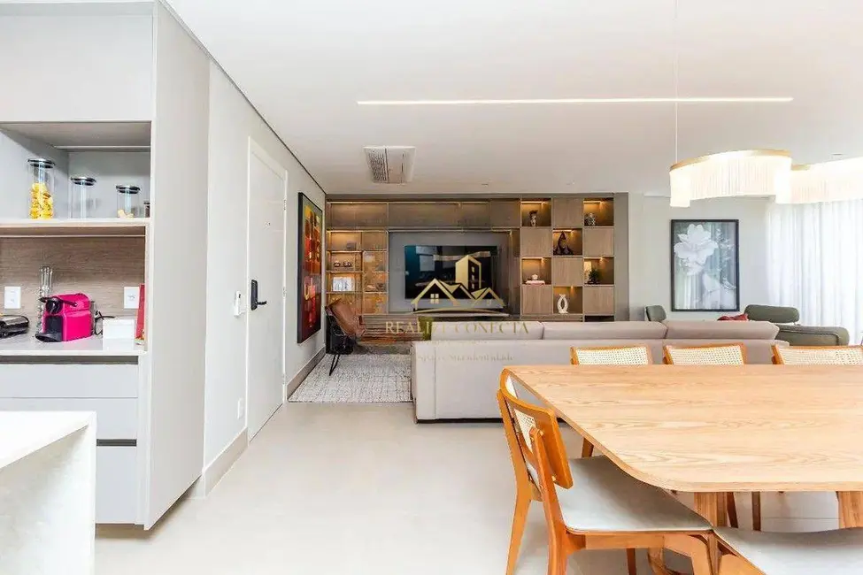 Apartamento com 3 quartos à venda, 150m2 em Moema, São Paulo - SP - imagem 2 Foto 2 de Apartamento com 3 quartos à venda, 150m2 em Moema, São Paulo - SP