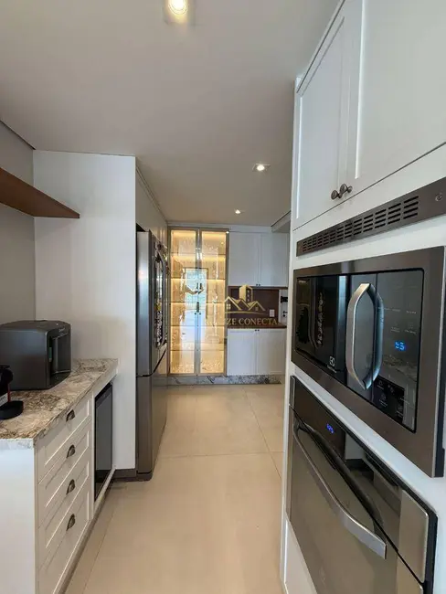 Foto 9 de Apartamento com 3 quartos à venda, 178m2 em Jardim das Acácias, São Paulo - SP