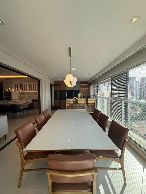 Foto 6 de Apartamento com 3 quartos à venda, 178m2 em Jardim das Acácias, São Paulo - SP