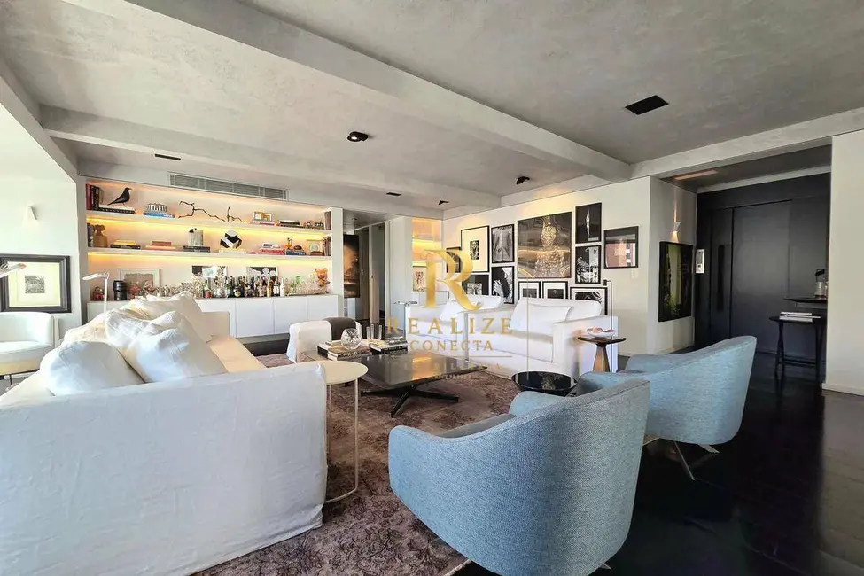 Foto 9 de Apartamento com 2 quartos à venda, 202m2 em Moema, São Paulo - SP