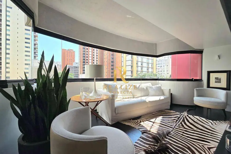 Foto 5 de Apartamento com 2 quartos à venda, 202m2 em Moema, São Paulo - SP