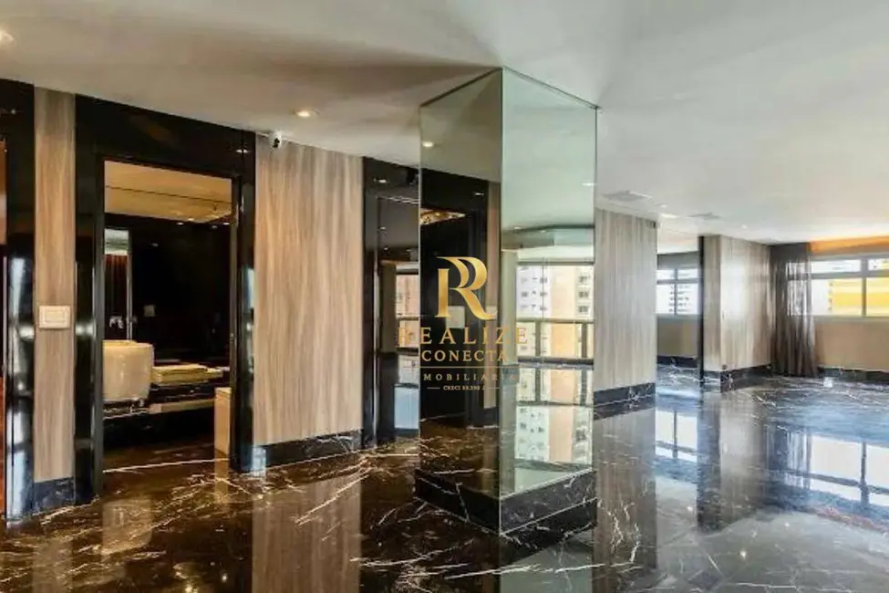 Foto 6 de Apartamento com 2 quartos à venda, 227m2 em Moema, São Paulo - SP