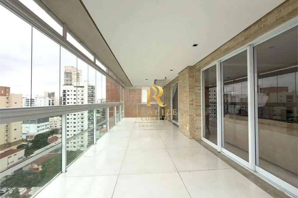 Foto 6 de Apartamento com 4 quartos à venda, 214m2 em São Paulo - SP