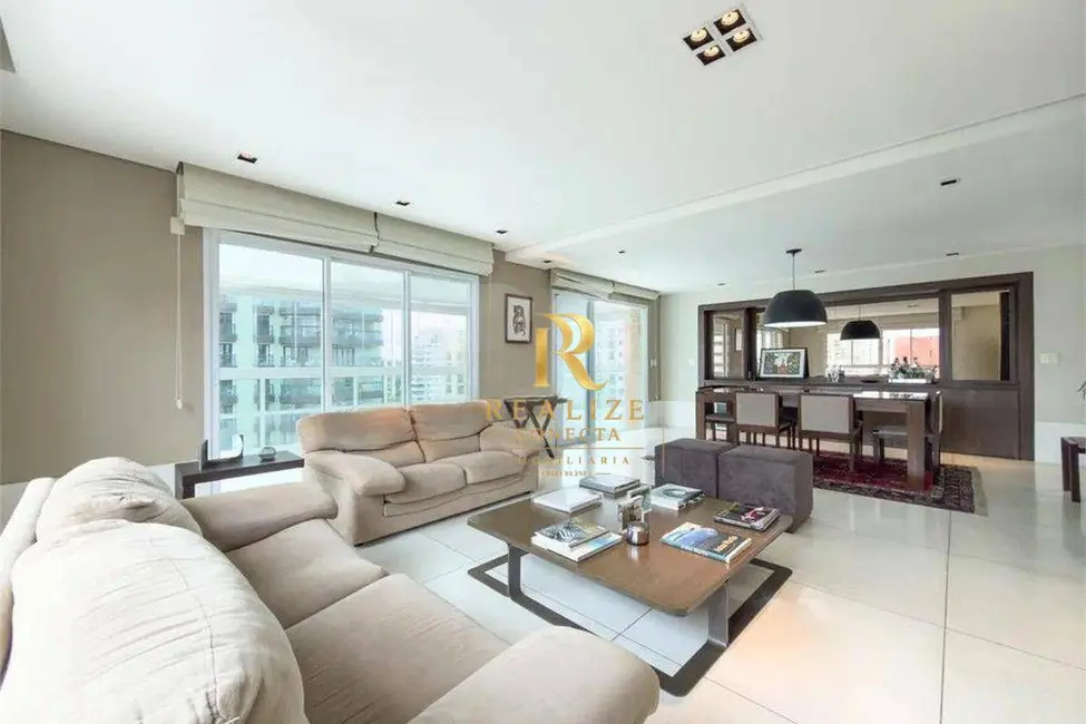 Foto 1 de Apartamento com 4 quartos à venda, 214m2 em São Paulo - SP