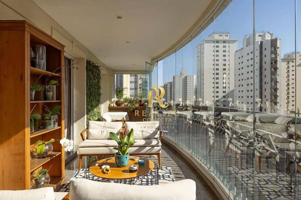 Apartamento com 4 quartos à venda, 249m2 em Indianópolis, São Paulo - SP - imagem 9 Foto 9 de Apartamento com 4 quartos à venda, 249m2 em Indianópolis, São Paulo - SP