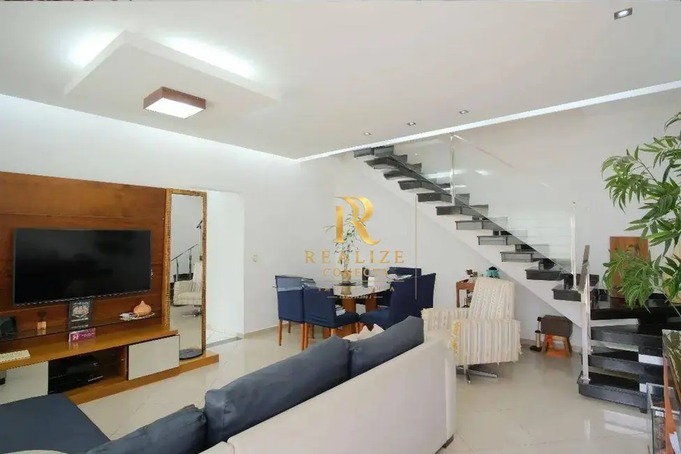 Casa com 3 quartos à venda, 250m2 em Vila Santa Isabel, São Paulo - SP - imagem 1 Foto 1 de Casa com 3 quartos à venda, 250m2 em Vila Santa Isabel, São Paulo - SP