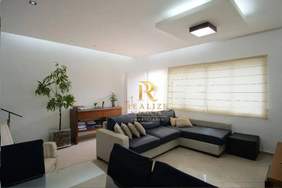 Casa com 3 quartos à venda, 250m2 em Vila Santa Isabel, São Paulo - SP - imagem 2 Foto 2 de Casa com 3 quartos à venda, 250m2 em Vila Santa Isabel, São Paulo - SP