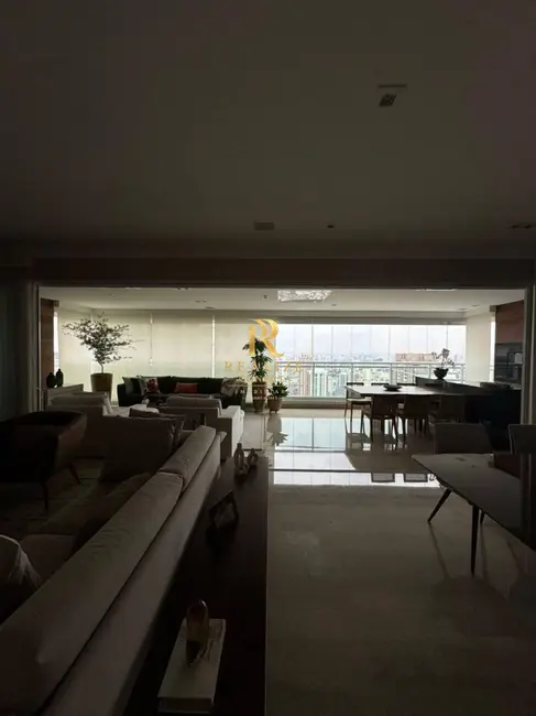Apartamento com 3 quartos à venda, 280m2 em Tatuapé, São Paulo - SP - imagem 4 Foto 4 de Apartamento com 3 quartos à venda, 280m2 em Tatuapé, São Paulo - SP